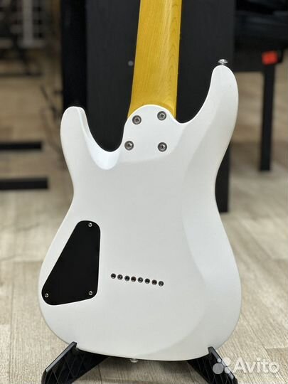 Электрогитара schecter 8 струн C-8 Deluxe