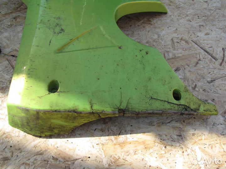 Пластик левый обтекатель Irbis Z1