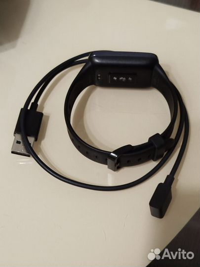 Смарт часы Honor band 6