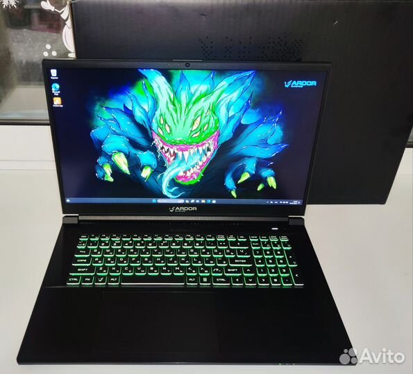 Новый 17.3 игровой i7 12650H/16/SSD 1024/4060 8gb