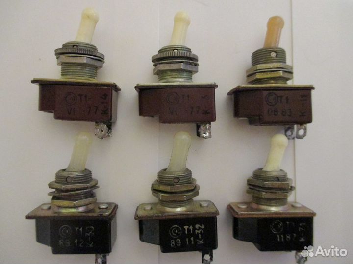 Тумблеры, выключатели,кнопки, магн. пускатели и др