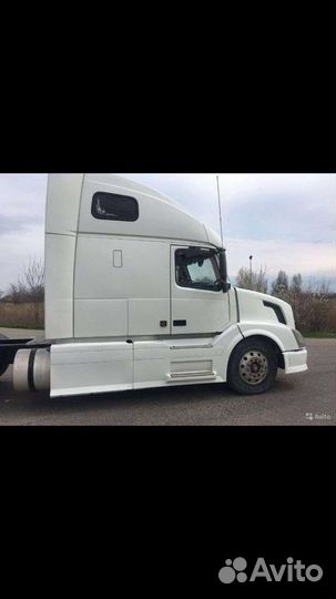 Volvo VNL 670, 2003