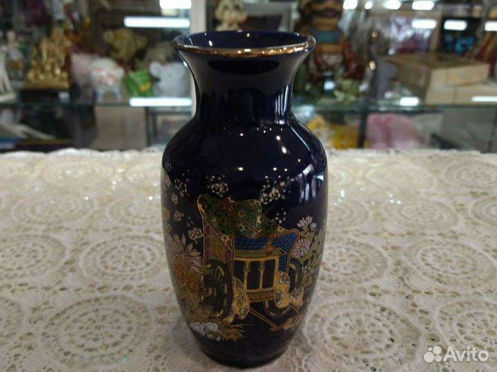 Ваза для цветов Япония