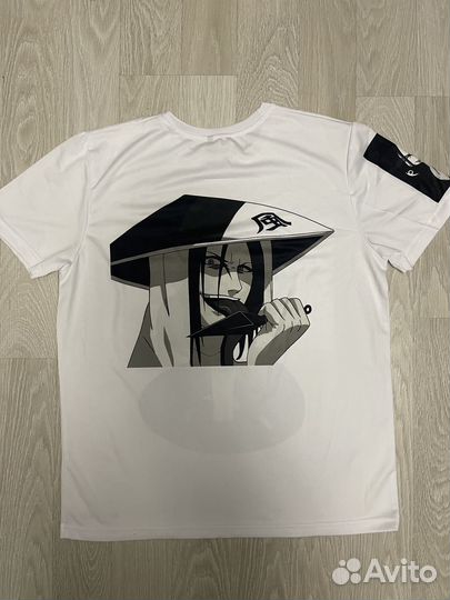 Футболка L б/у аниме