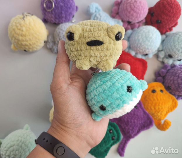 Вязаные брелочки