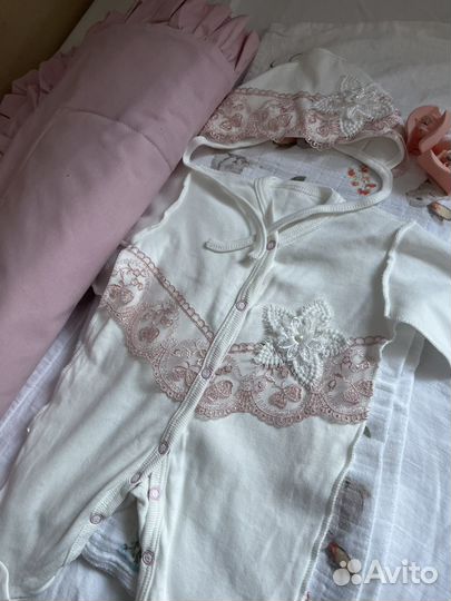 Комплект на выписку для девочки