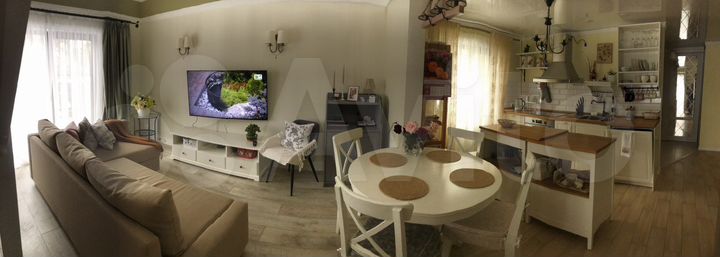 Дом 158 м² на участке 9 сот.