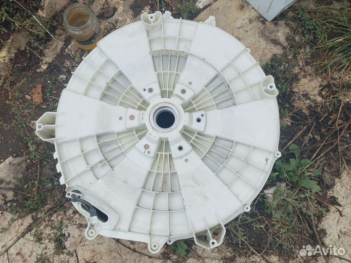 Задний полубак LG