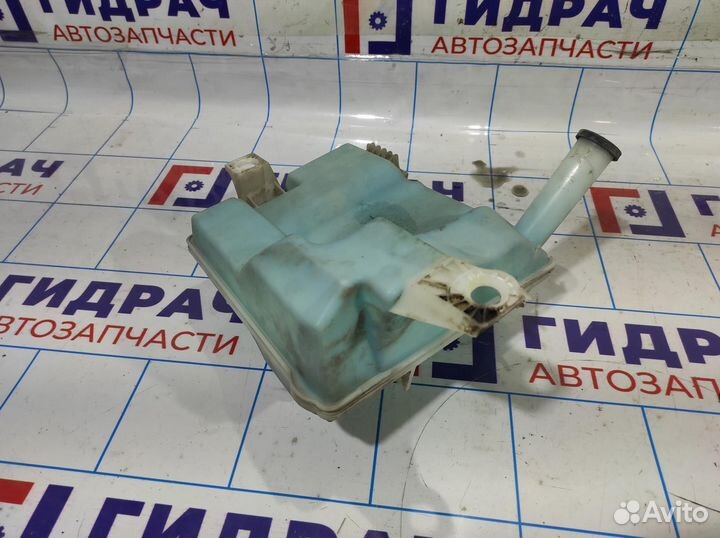 Бачок омывателя лобового стекла Ford Focus 3 20111