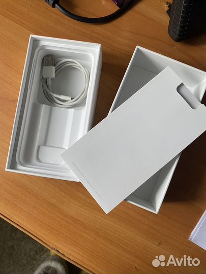 iPhone 7 128gb red