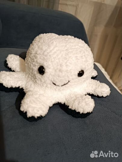 Игрушка вязаная, ручная работа. Осьминог