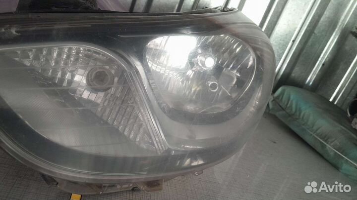 Hyundai solaris фара передняя