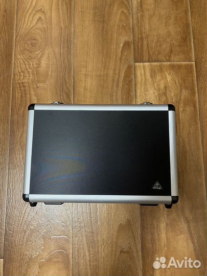 Конденсаторный микрофон behringer B-1