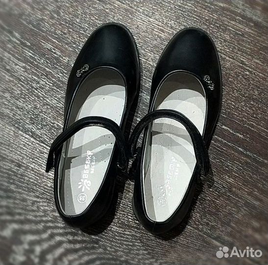 Туфли детские 35 размер