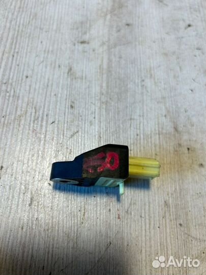 Датчик airbag Toyota Land Cruiser Prado 150