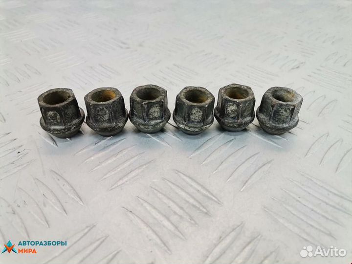 Болт колесный Chevrolet TrailBlazer рест. 2005