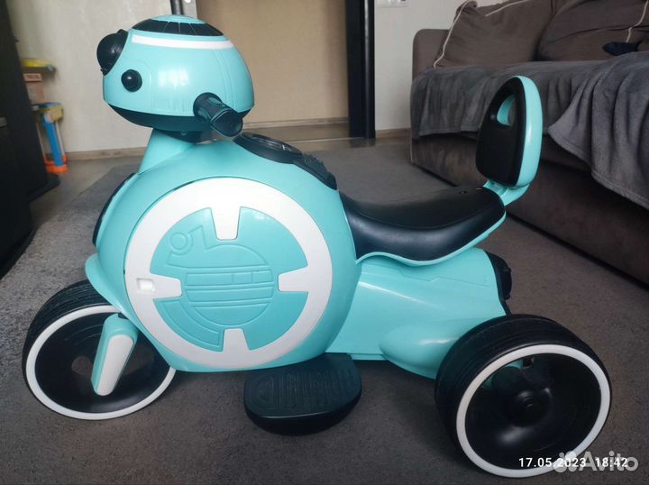 Машинка-каталка
