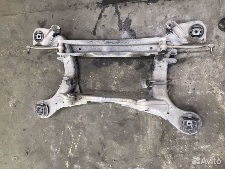 W220 задняя балка