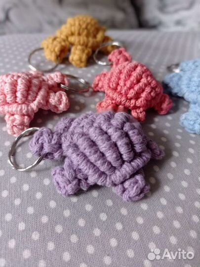 Брелок в стиле макраме