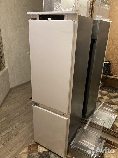 Холодильник бу Whirlpool 6Sens