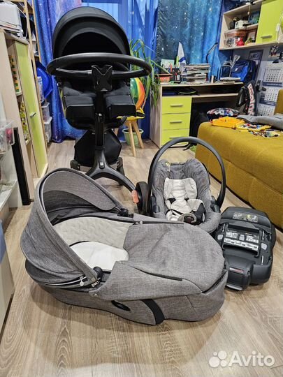 Коляска stokke