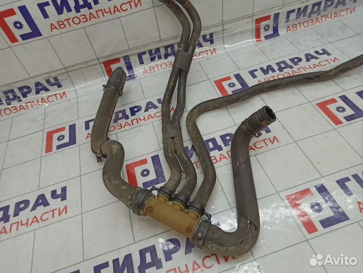 Патрубок системы охлаждения Renault Megane 3