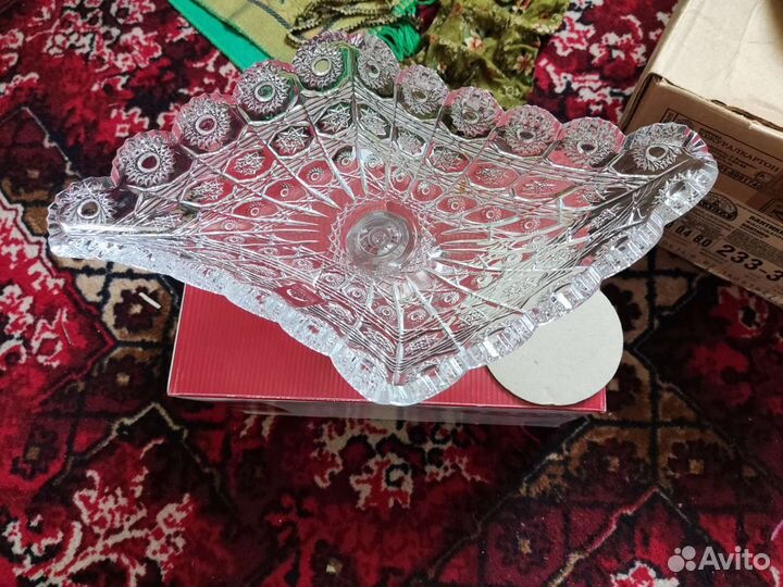 Ваза на ножке