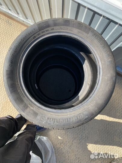 Continental ContiPremiumContact 5 215/55 R17