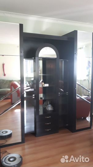 Шкаф сервант бу