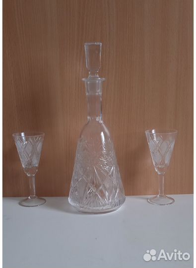 Рюмки. Графин. Хрусталь