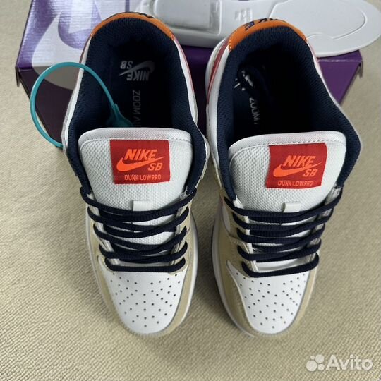 Кроссовки под заказ SB Dunk Low Crimson