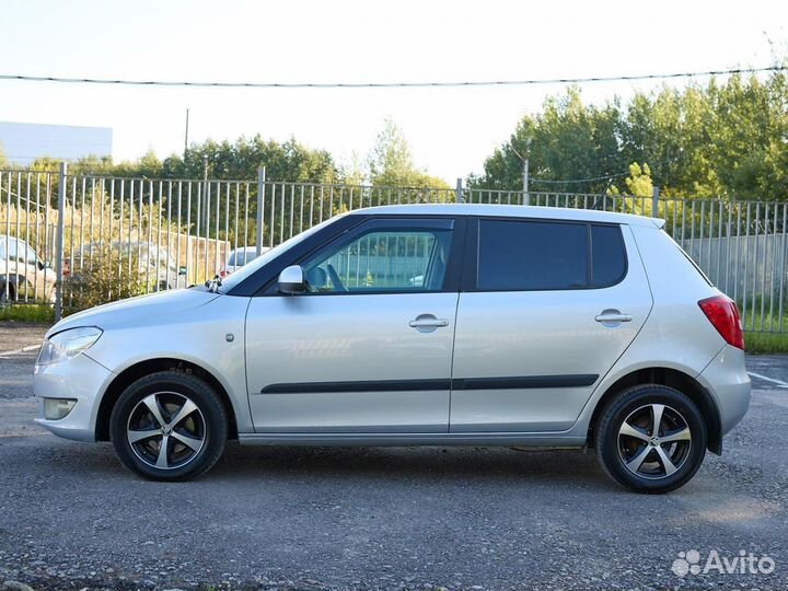 Skoda Fabia 1.6 AT, 2011, 134 000 км