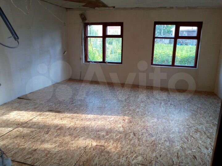 Дом 25 м² на участке 10 сот.