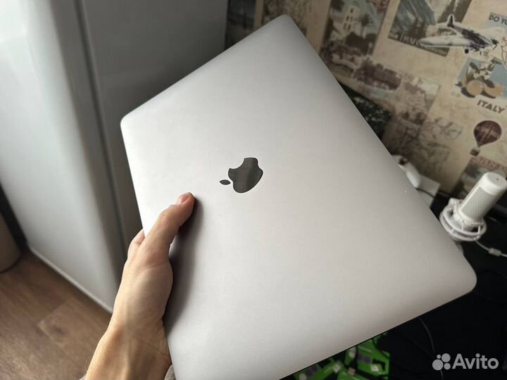MacBook Air 13