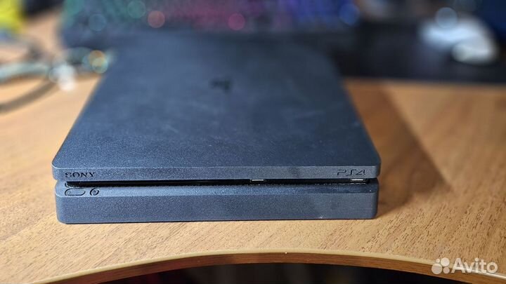 Sony PS4 Slim 1Tb