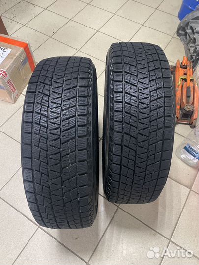 Bridgestone Blizzak DM-V1 225/65 R17