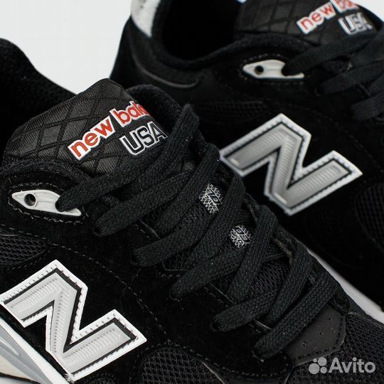 Кроссовки New Balance 990 v3 Black / White