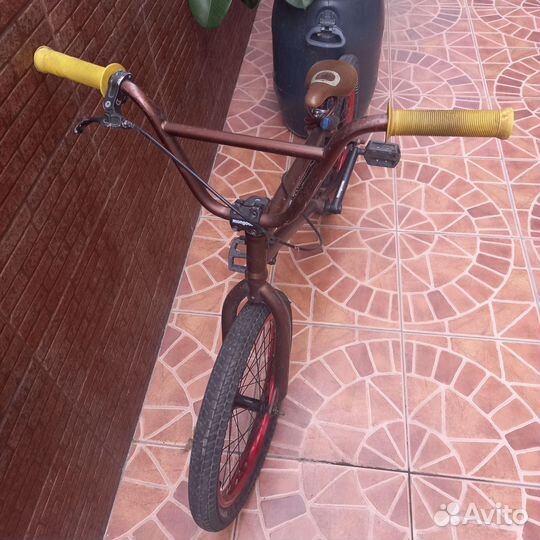 Mongoose Legion 20 BMX