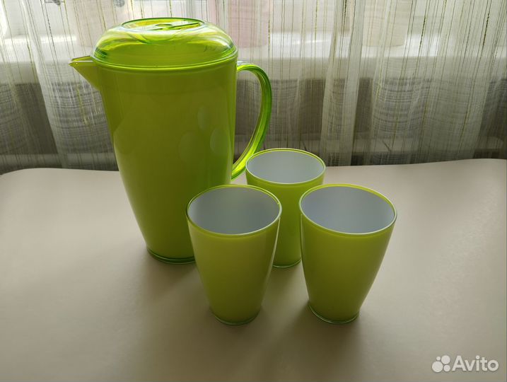 Набор кувшин и стаканы новый