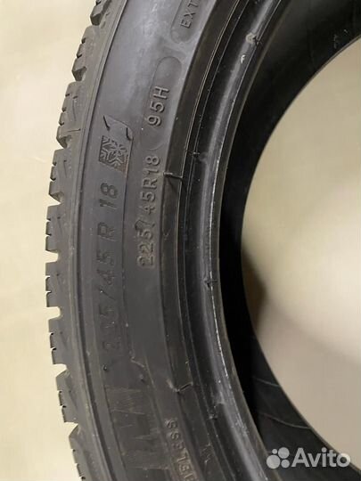 Michelin X-Ice Snow 225/45 R18 95H