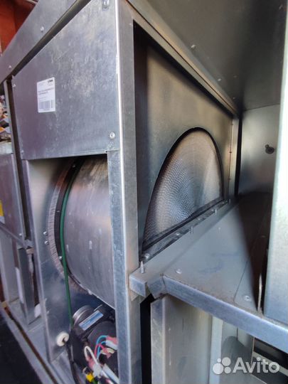 Приточно-вытяжная установка Komfovent rego 700 HE