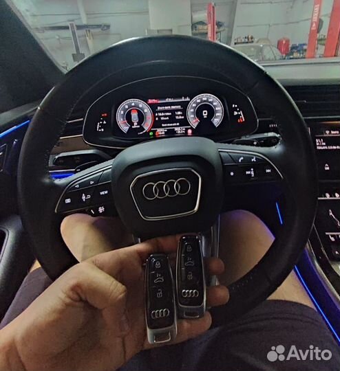 Автомобильный ключ Audi с программированием