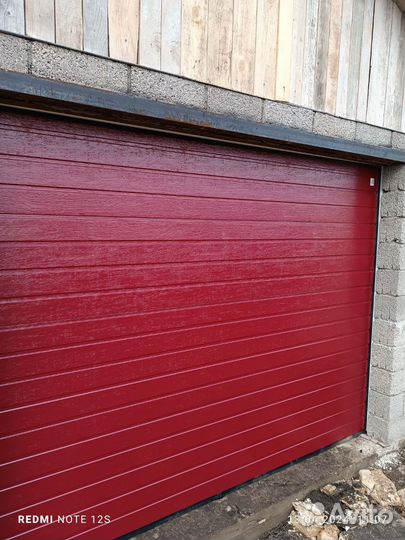 Ворота гаражные секционные