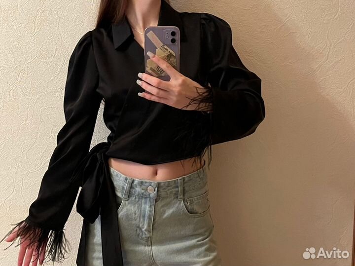 Блузка женская с перьями