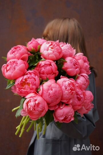 Букет цветов пионы,цветы букеты,доставка