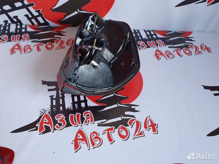 Фонарь стоп-сигнала Subaru Legacy BH5 EJ20 2002