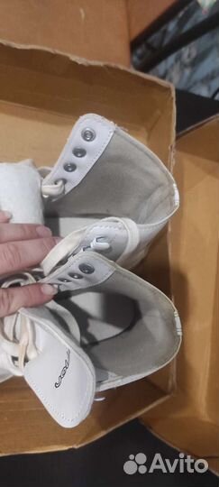 Коньки фигурные