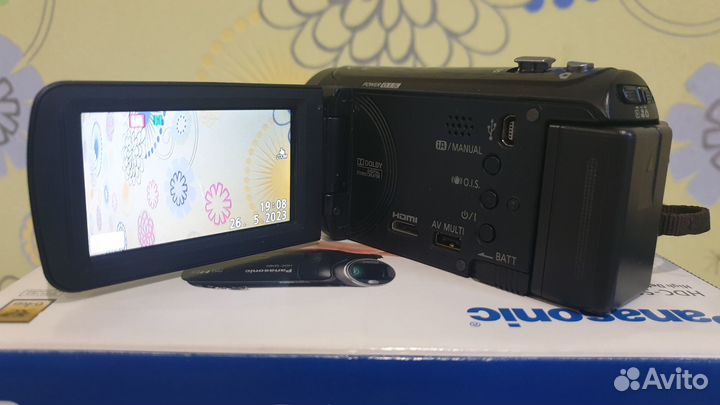 Видеокамера Panasonic HDC-SD80