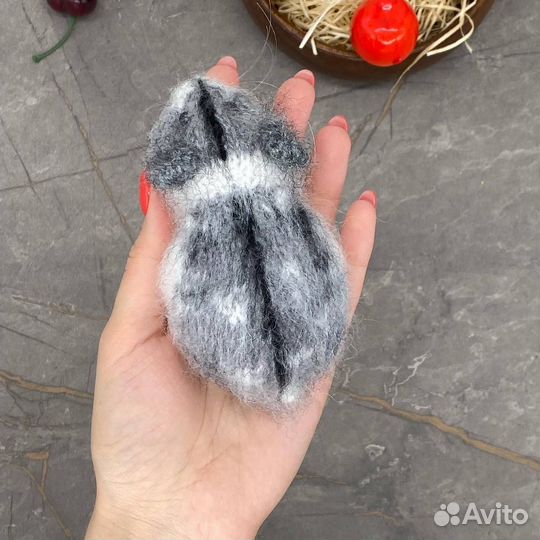 Игрушка хомяк вязаный на заказ по фото