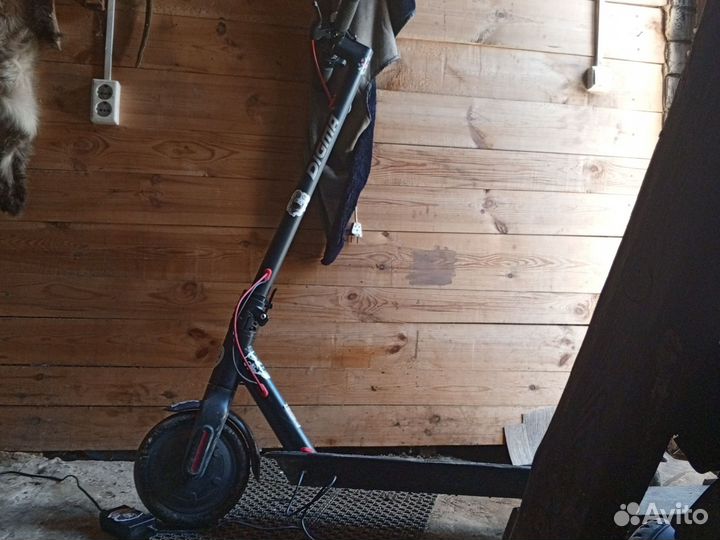 Электросамокат Digma